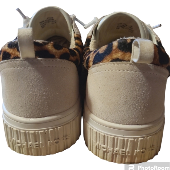 Michael Kors* Oscar* Sneakers* Leather Uppers* Cream/Leopard* Sz 9 - Picture 3 of 6